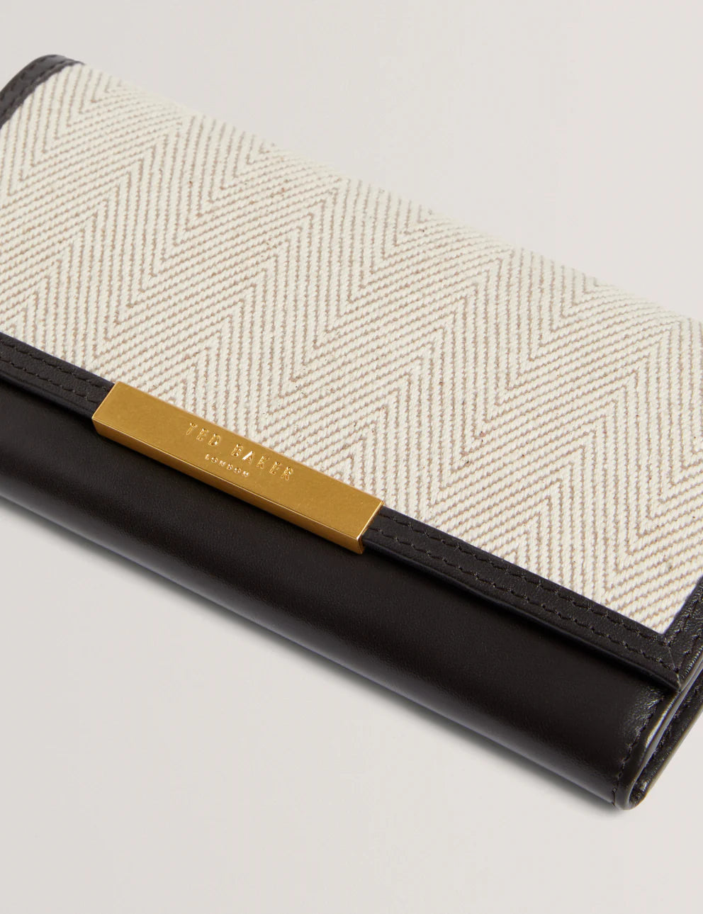 Ted Baker Tasmal Herringbone Canvas Large Detail Purse | Brown Chocolate