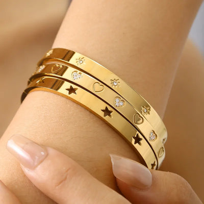 Never Needy Luxurious Shiny Bangle | Golden Star