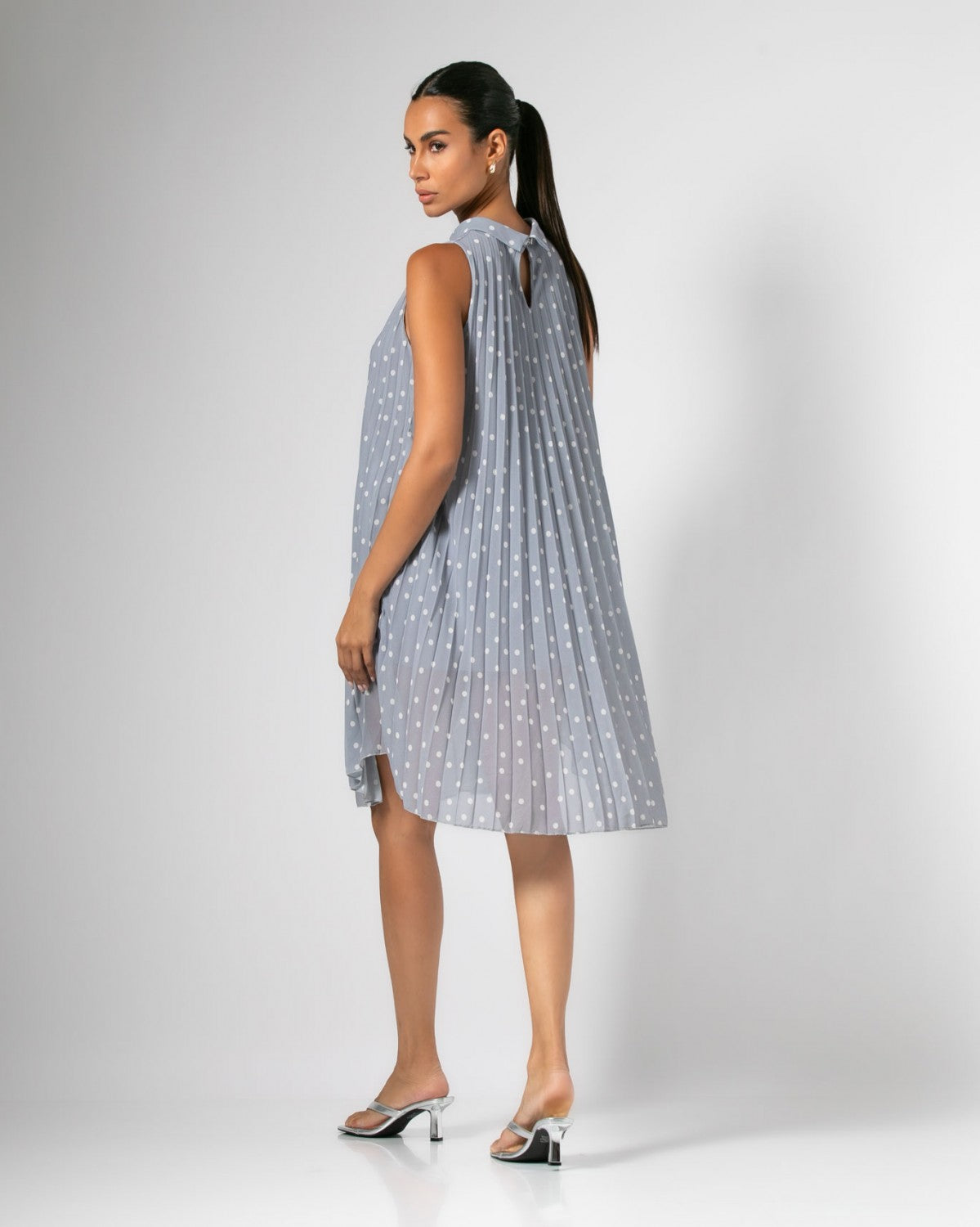 Never Needy Sleeveless Midi Dress | Grey/White