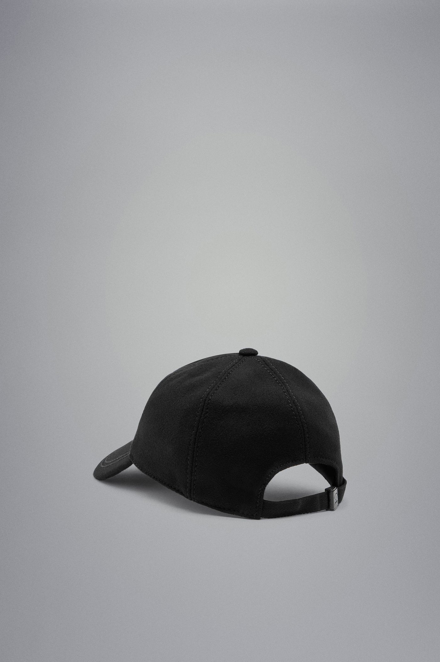 Paul & Shark Wool Hat with Iconic Badge | Black