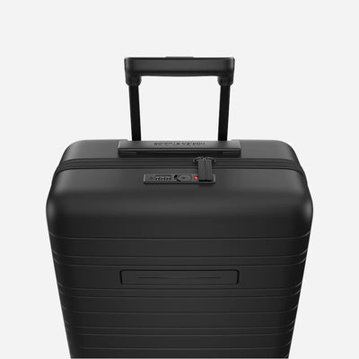 Horizn Studios H5 Air Cabin Luggage (33L) | Black