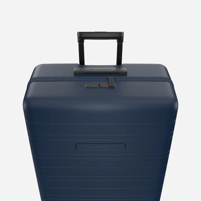 Horizn Studios H7 Air Check-In Luggage (88L) | Blue