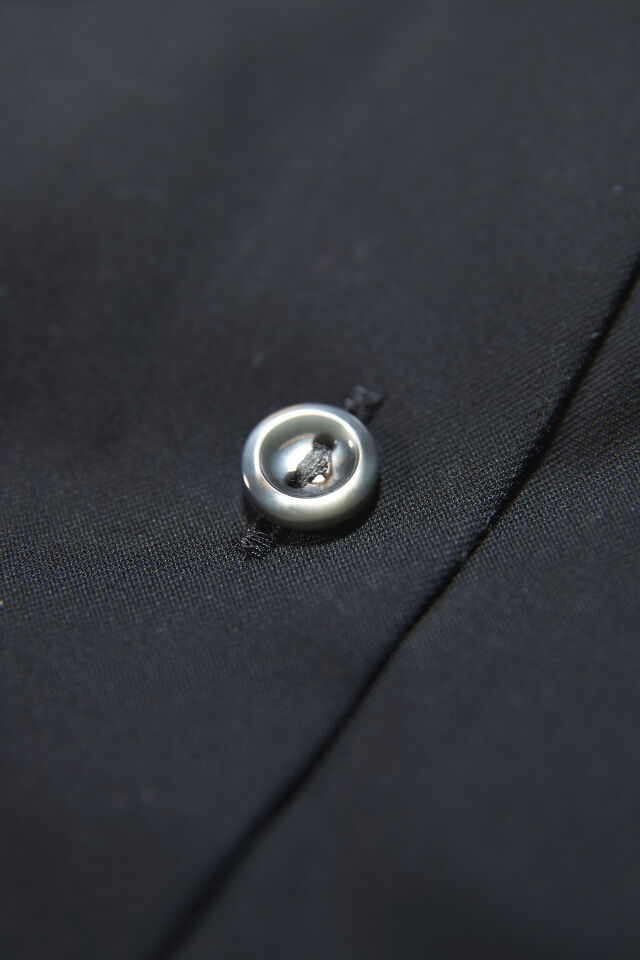 Lindbergh Plain Fine Twill Non Iron Stain Resistant Shirt | Black